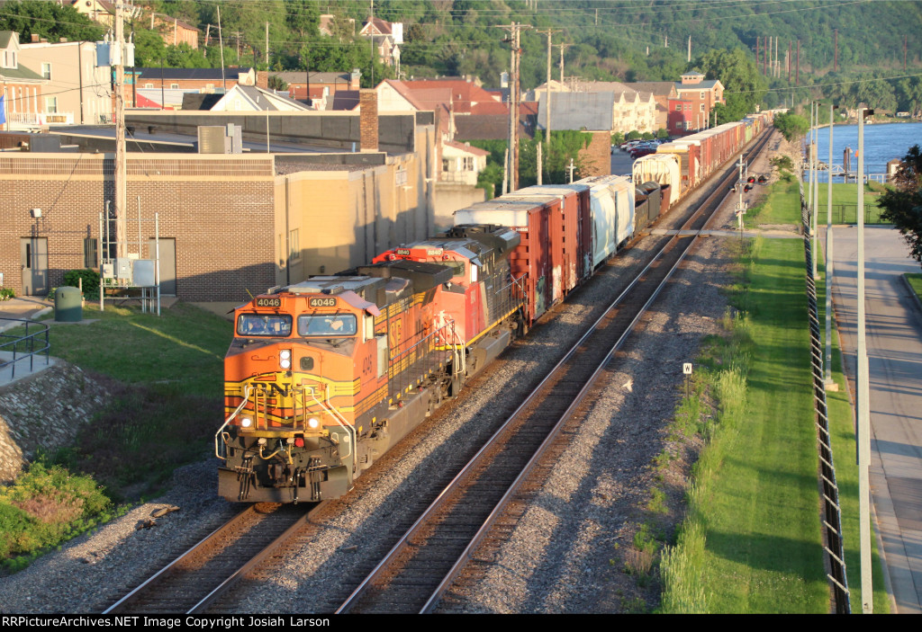 BNSF 4046 West